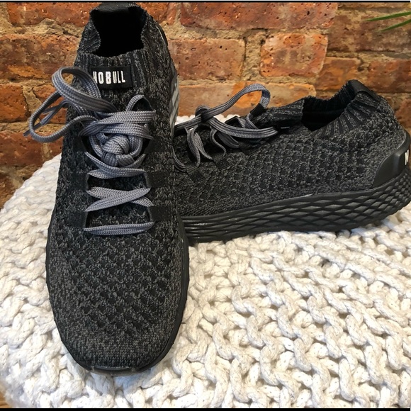 graphite knit runner